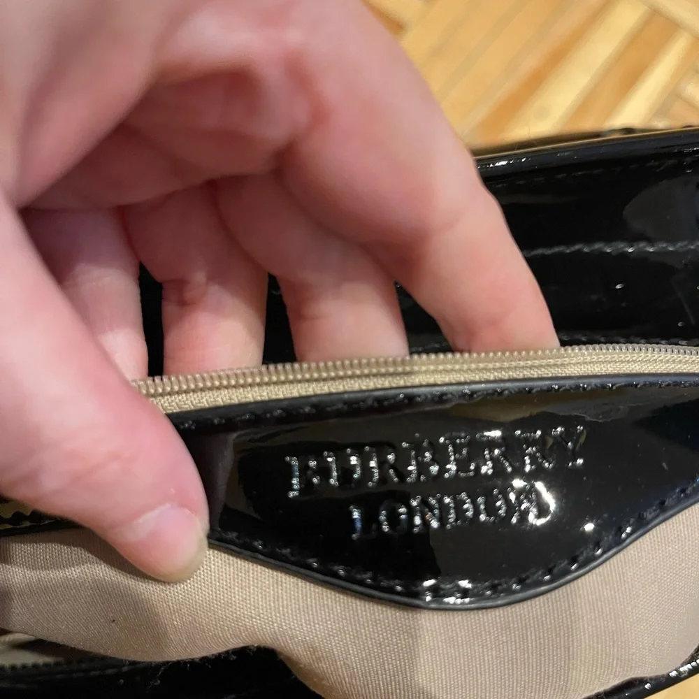 BURBERRY Vintage Nova Check Bag - Picture 6 of 9